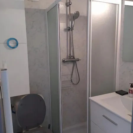 De La Pinede Apartmán