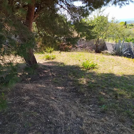 De La Pinede