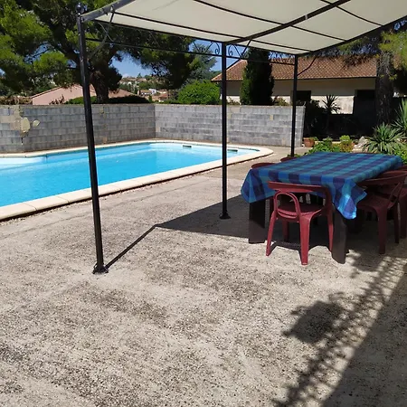 De La Pinede Apartmán