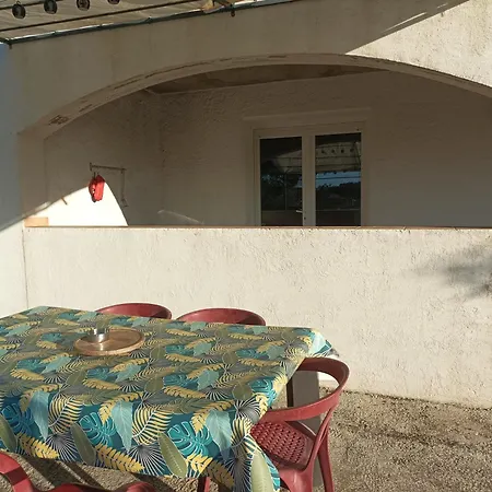 De La Pinede * Nissan-lez-Enserune