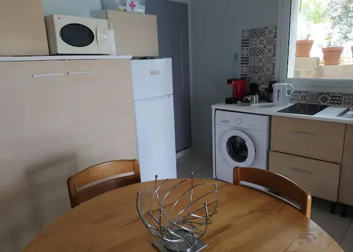 Апартаменты De La Pinede Nissan-lez-Enserune