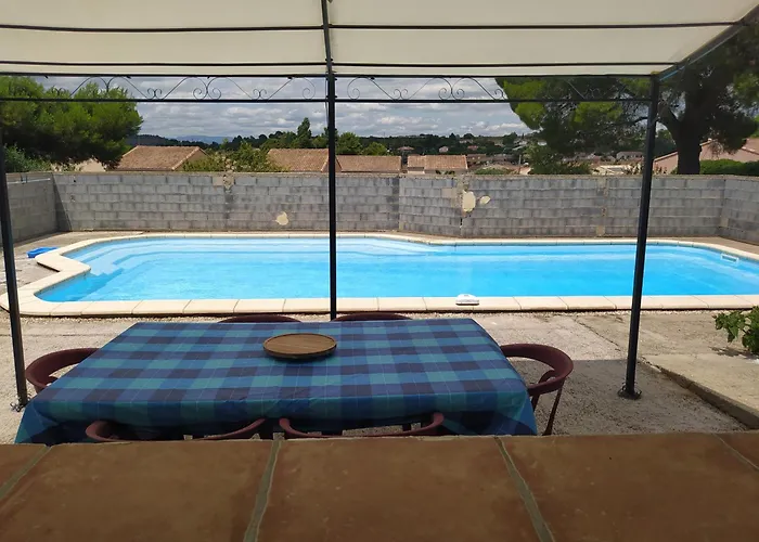 Апартаменты De La Pinede