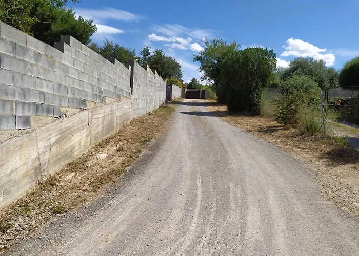 Апартаменты De La Pinede *