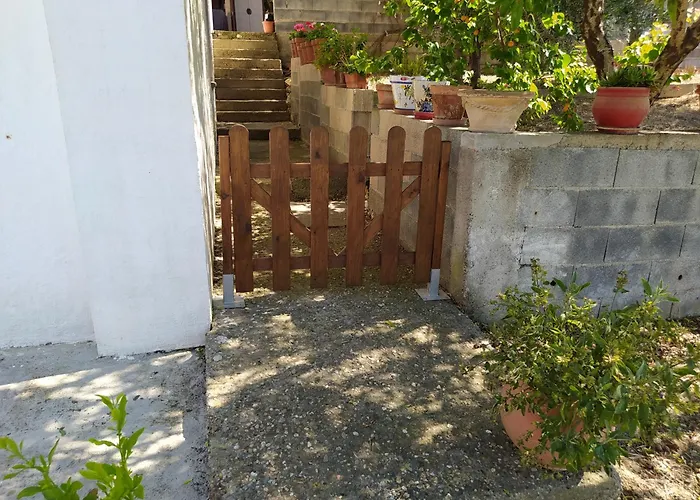 Апартаменты De La Pinede *